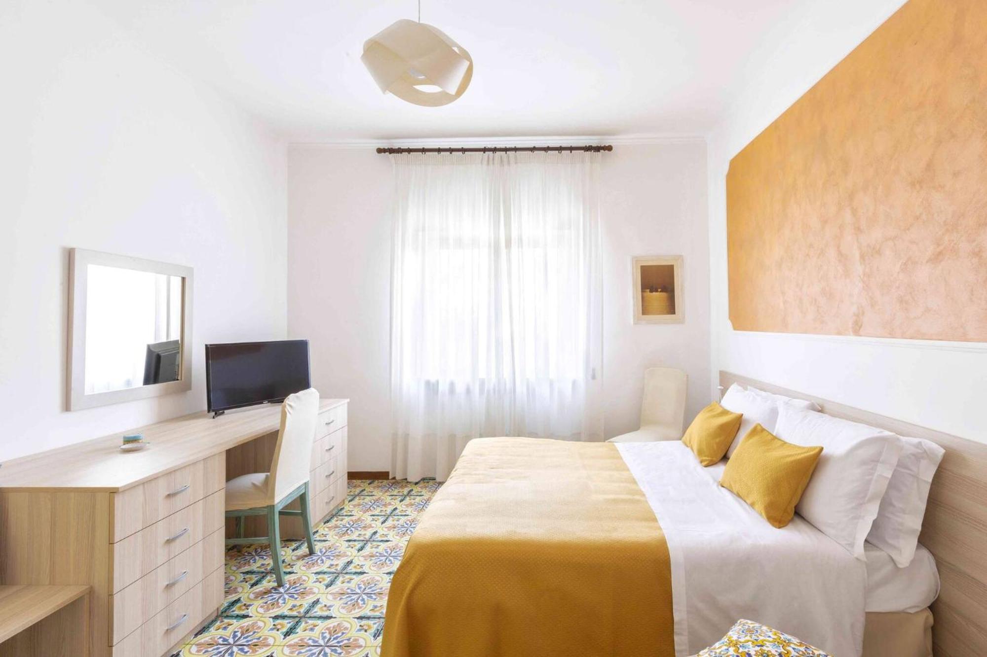 Sorrentovibes - Modern Apartment With Terrace, Swimming Pool&Tennis المظهر الخارجي الصورة