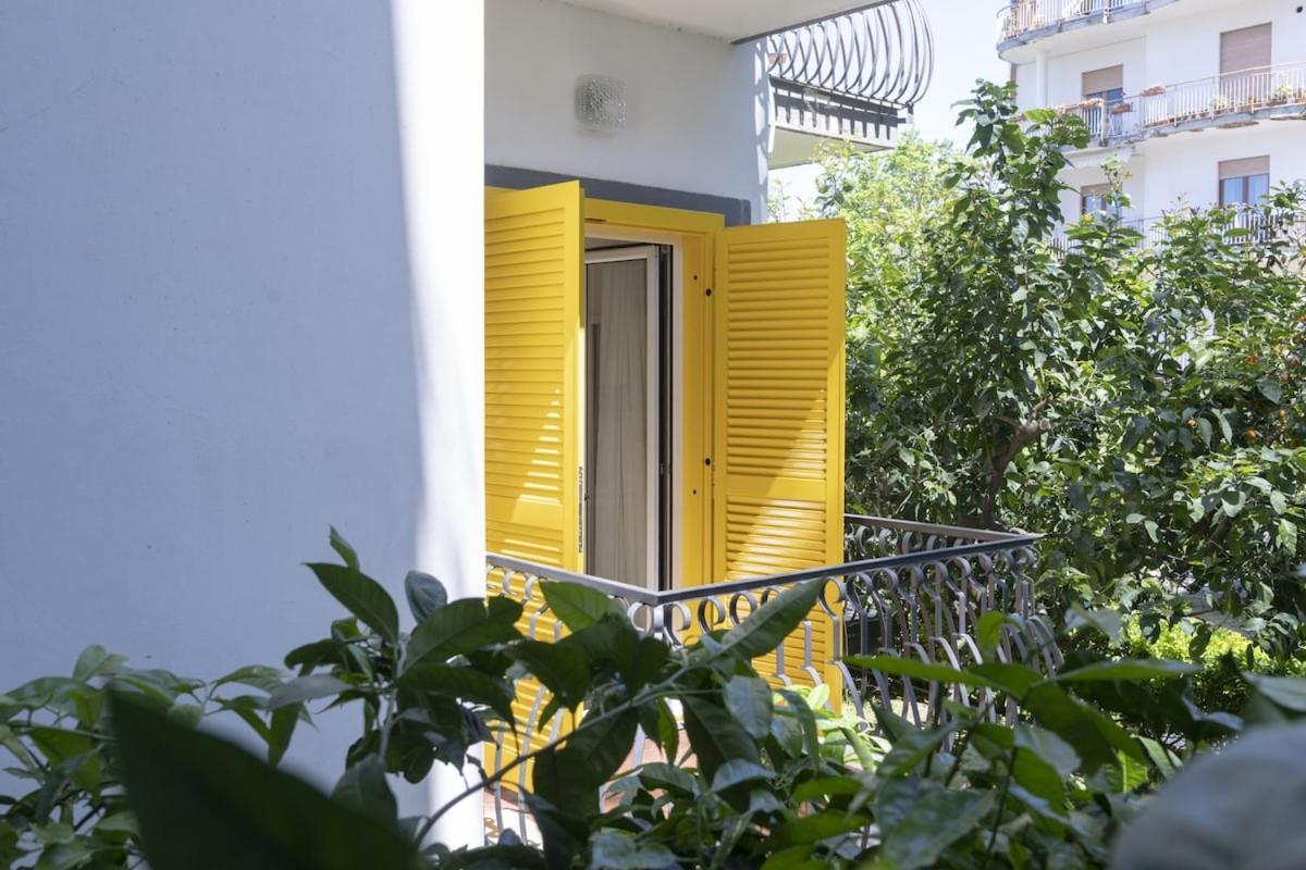Sorrentovibes - Modern Apartment With Terrace, Swimming Pool&Tennis المظهر الخارجي الصورة
