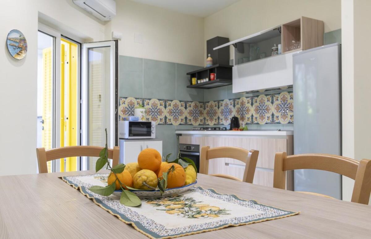 Sorrentovibes - Modern Apartment With Terrace, Swimming Pool&Tennis المظهر الخارجي الصورة