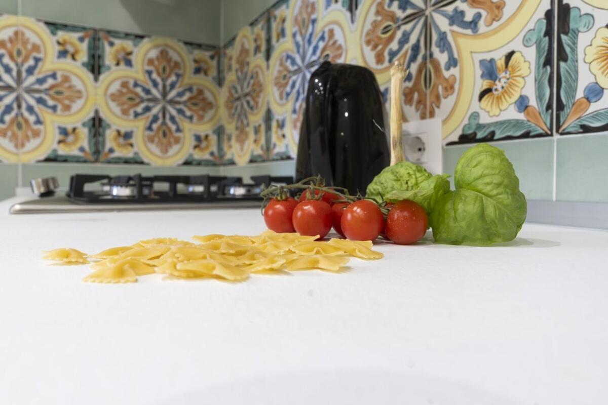 Sorrentovibes - Modern Apartment With Terrace, Swimming Pool&Tennis المظهر الخارجي الصورة